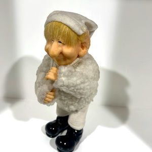 Zims The Elves Themselves 12.5” white pajama elf. New* without tags or box.
